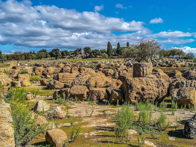 Sanctuary of Chthonic Deities in the Valle dei Templi of Agrigento