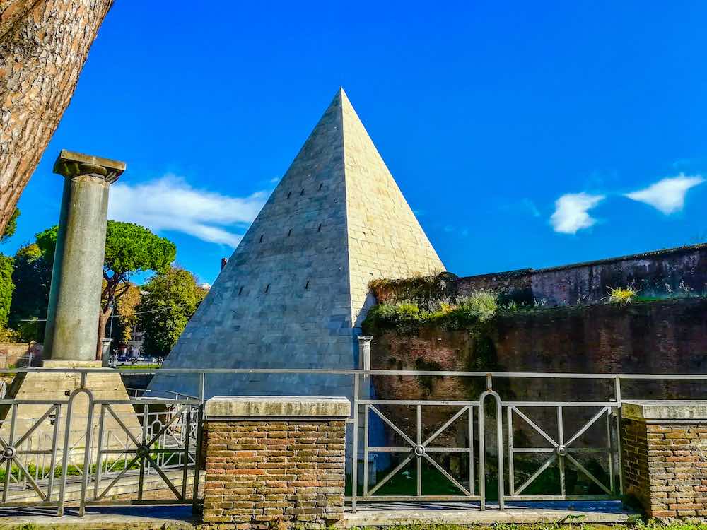 Pyramid of Cestius and the Aurelian Wall in Rome Pyramid of Cestius and the Aurelian Wall in Rome