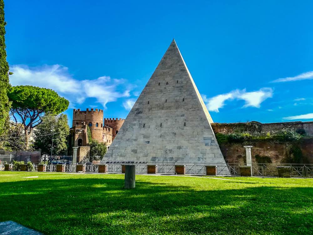 Pyramid of Cestius and the Aurelian Wall in Rome Pyramid of Cestius and the Aurelian Wall in Rome