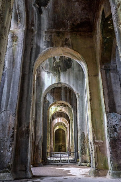 Roman Empire architecture building in Italy Piscina Mirabilis