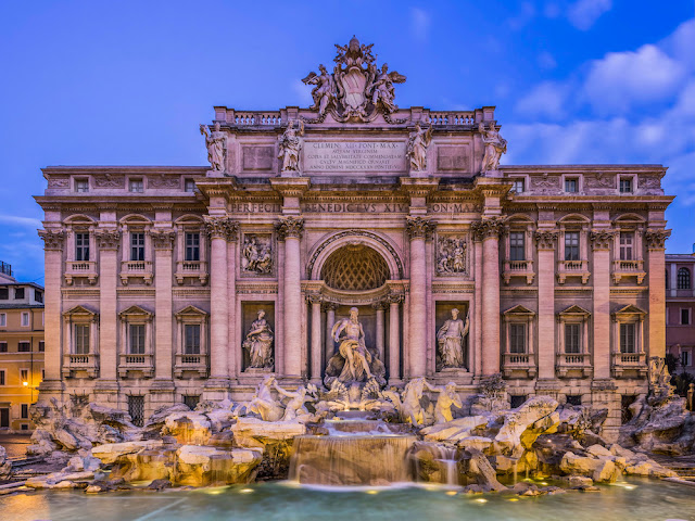 The magnificent Trevi Fountain in Rome